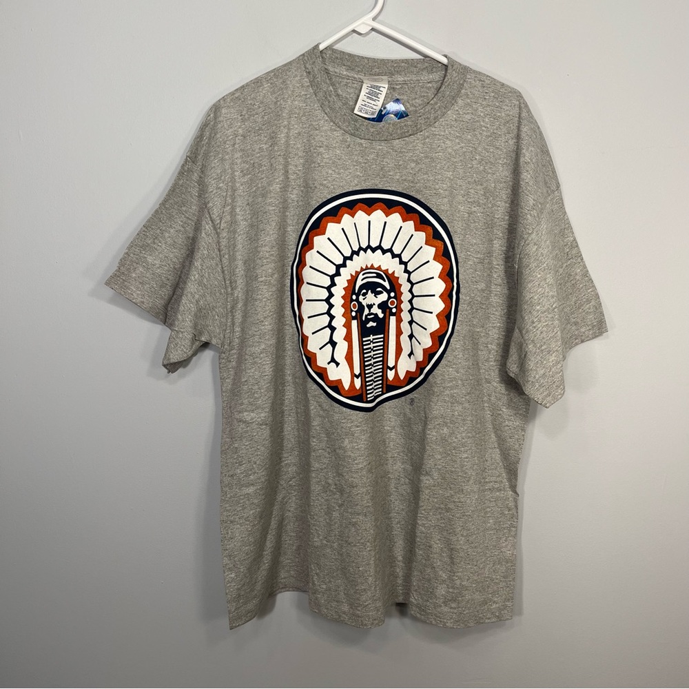 NEW VINTAGE Illinois Fighting Illini Shirt Mens XXL 2XL Gray Chief Illiniwek
